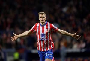 年薪300万欧！马卡：纽卡有意签下马竞前锋索尔洛特替代伊萨克