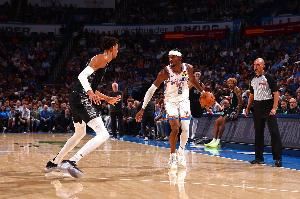 小里弗斯:文班只拿9分太不应该了 SGA&里夫斯光罚球就不止这个数